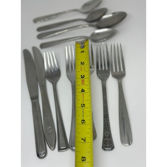 VTG Eclectic 11-Piece Silver-Toned Flatware Set Mismatched Cutlery Assortment - Picture 7 of 8